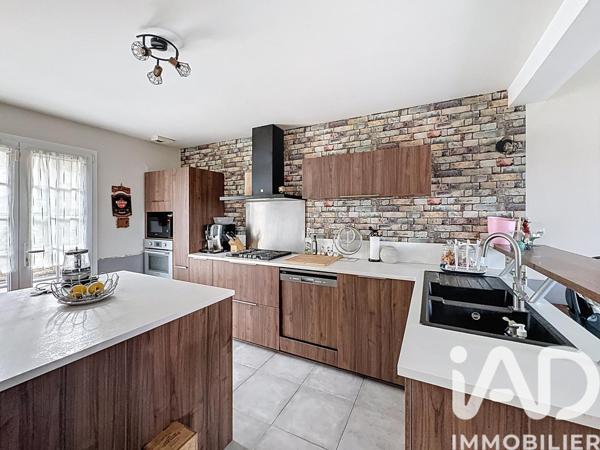 Maison à vendre 4 pièces 136 m² Saint-Martin-d'Ablois