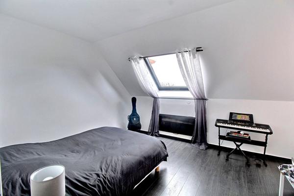 Perle Rare Triplex À VENDRE, 6 pièces, 162 m², Port de Cergy