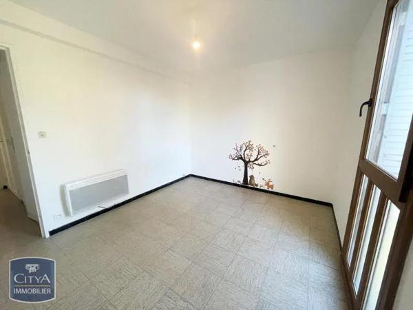 Appartement à louer 3 pièces 76.9m²