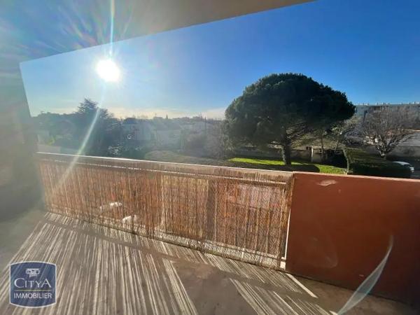 Appartement à louer 3 pièces 76.9m²