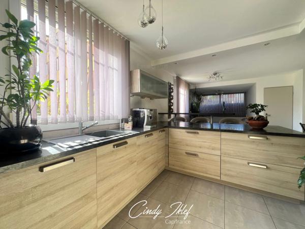 Dpt Bouches du Rhônes (13), Appartement T3 à vendre, Vitrolles, Secteur NORD.