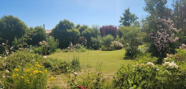 Maison individuelle récente avec garage et magnifique terrain arboré de 2000 m² Durfort lacapelette