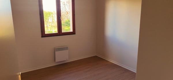 Maison individuelle récente avec garage et magnifique terrain arboré de 2000 m² Durfort lacapelette