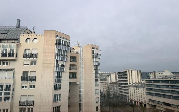 Appartement à louer    1 pièce • 10 m2 Montrouge