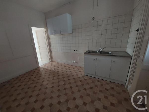 Immeuble à vendre  140 m2 MONTLUCON - 03