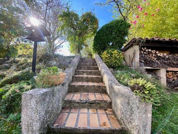 Auch - Proche Leclerc, jolie maison 4 chambres sans travaux avec superbe jardin