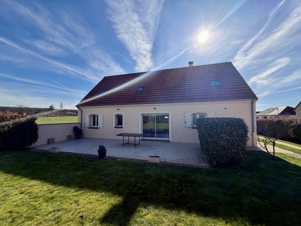 Maison 8 pièces - 150 m² Exclusivité efficity