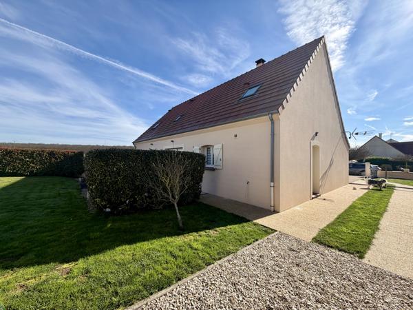 Maison 8 pièces - 150 m² Exclusivité efficity