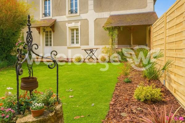 Maison à vendre 5 pièces de 90 m² à Nesles-la-Vallée