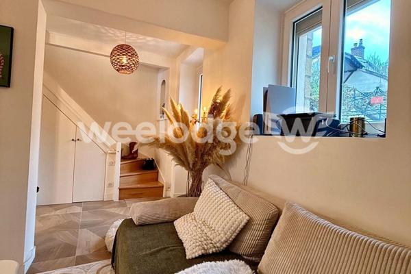 Maison à vendre 5 pièces de 90 m² à Nesles-la-Vallée