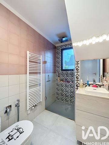 Maison à vendre 7 pièces 196 m² Saint-Fuscien