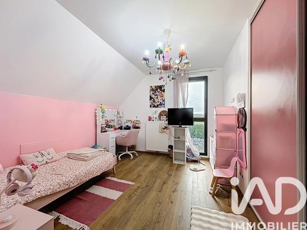 Maison à vendre 7 pièces 196 m² Saint-Fuscien