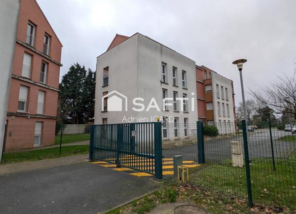 Appartement T2, balcon, résidence & parking sécurisés