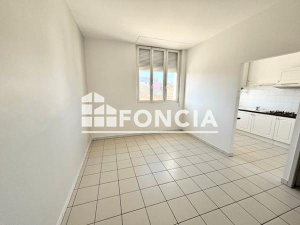 Location Studio 26.54 m² - 375 AVENUE DE KOENIGSBERG Donzere 26290