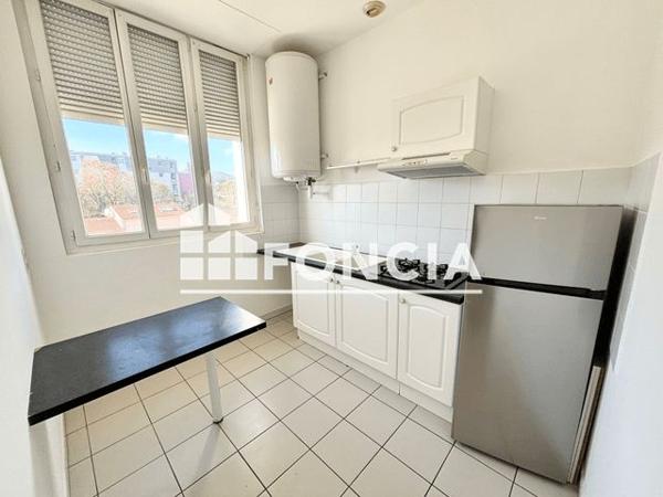 Location Studio 26.54 m² - 375 AVENUE DE KOENIGSBERG Donzere 26290