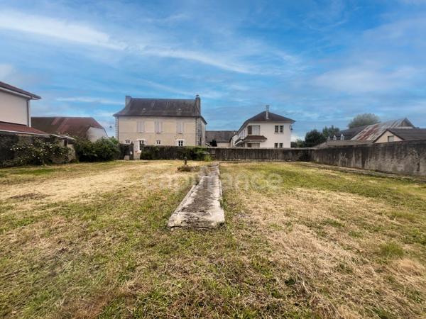 Terrain à vendre de 610,00 m² OSSUN (65)