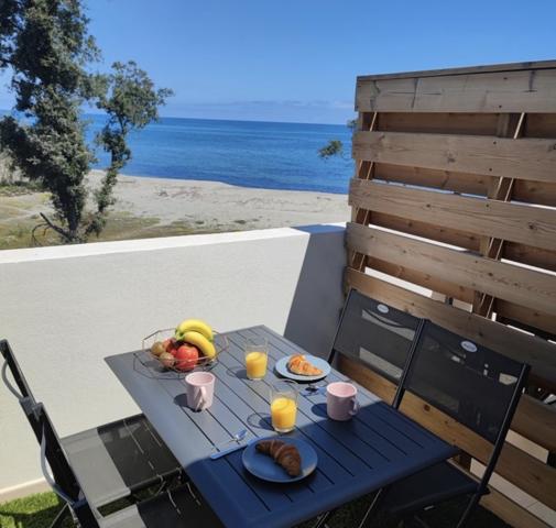 Très bel appartement les pieds dans l'eau