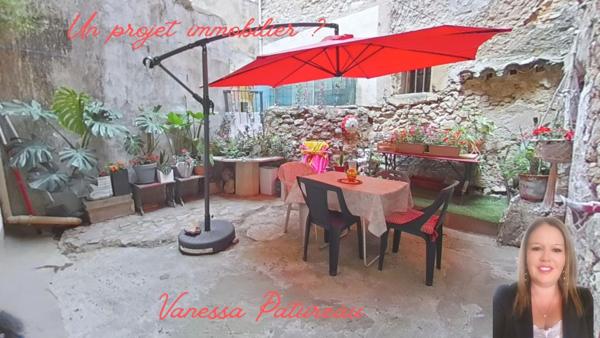 Maison de village à Ouveillan 8 pièces - 240 m² avec extèrieur