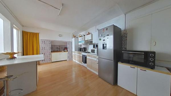 Maison de village à Ouveillan 8 pièces - 240 m² avec extèrieur