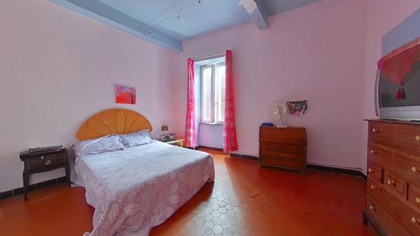 Maison de village à Ouveillan 8 pièces - 240 m² avec extèrieur
