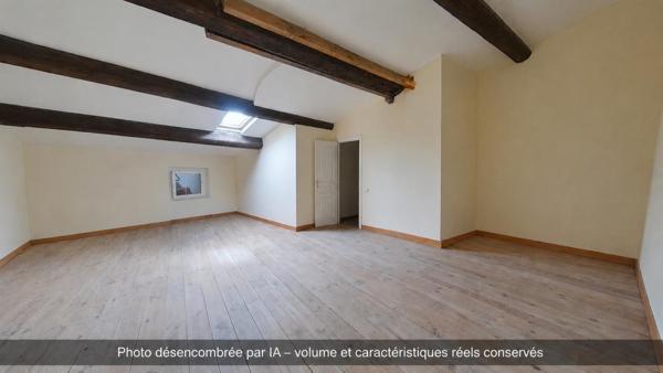 Maison de village à Ouveillan 8 pièces - 240 m² avec extèrieur