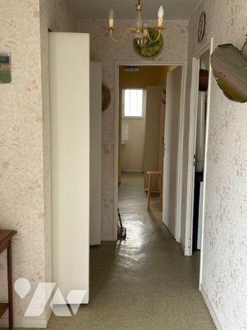 MAISON A VENDRE BAUGE EN ANJOU
Commerces, services, écoles.
Maison de plain pied située centr...