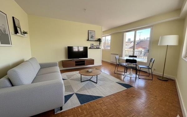 Appartement à vendre    3 pièces • 79,13 m2 Pau