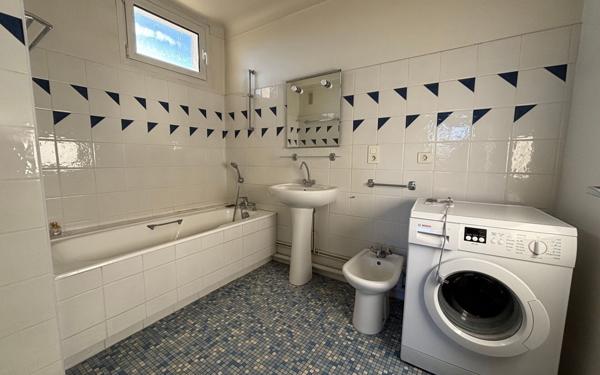 Appartement à vendre    3 pièces • 79,13 m2 Pau