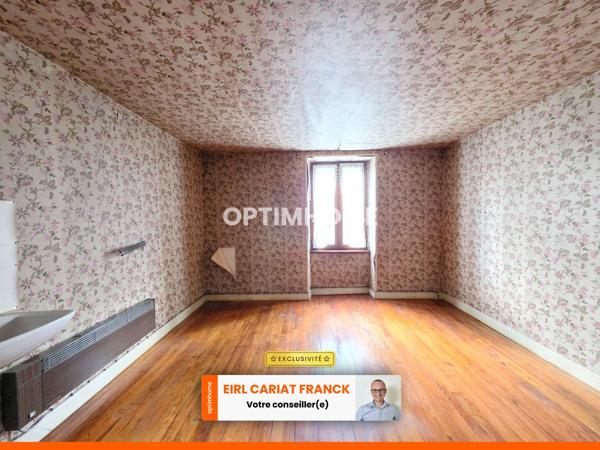 MAISON EN PIERRE DE 121 M2 SUR ÉTAGE, L’ENSEMBLE SUR 2753 M² DE TERRAIN CLOS AVEC DES DÉPENDANCES :