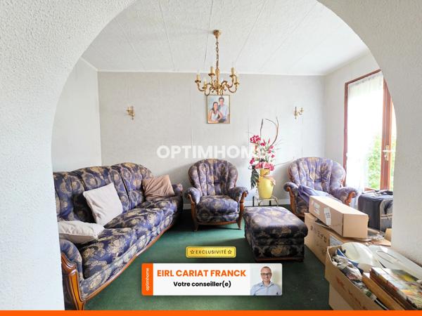 MAISON EN PIERRE DE 121 M2 SUR ÉTAGE, L’ENSEMBLE SUR 2753 M² DE TERRAIN CLOS AVEC DES DÉPENDANCES :