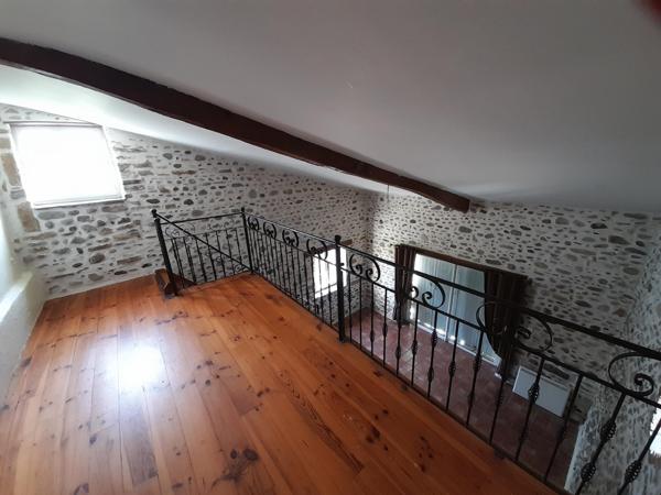 Maison composée de 2 logements, 7 pièces, 5 chambres