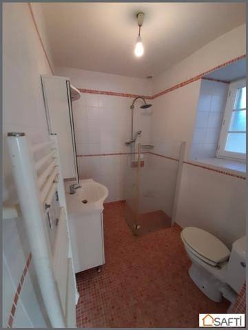 Maison composée de 2 logements, 7 pièces, 5 chambres