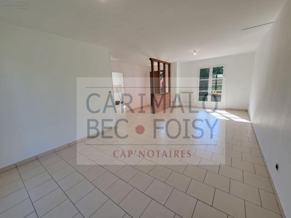 Maison à vendre à Cloyes-les-Trois-Rivières dans l'Eure-et-Loir (28220), ref : RCA/906