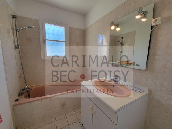 Maison à vendre à Cloyes-les-Trois-Rivières dans l'Eure-et-Loir (28220), ref : RCA/906