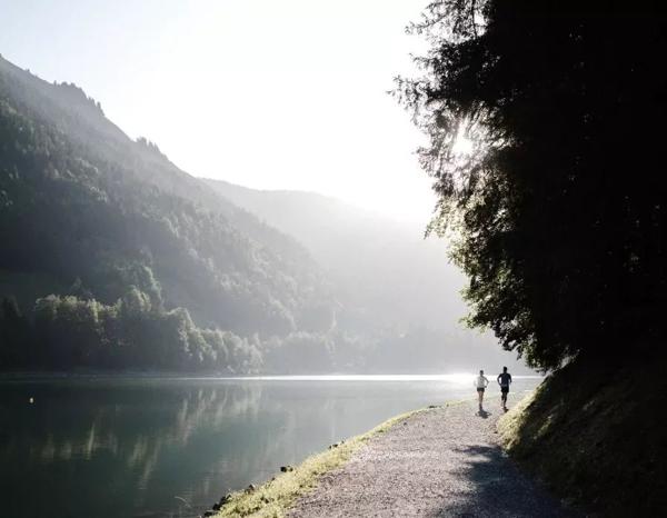 Montriond- appartement neuf vue montagne 2 chambres avec terrasse et parking