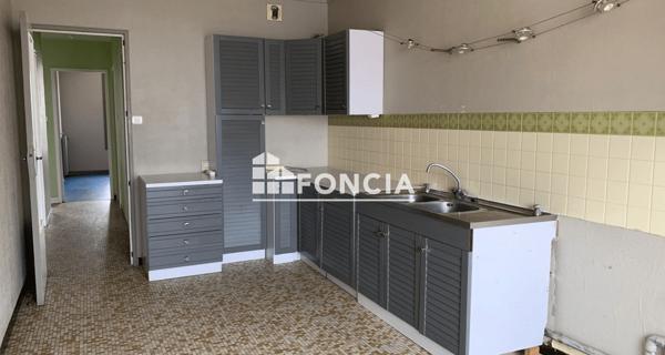 Location Appartement 4 pièces 93.49 m² - Saint-étienne 42100