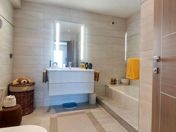 Vente Appartement 4 pièces 121 m2 à Mougins