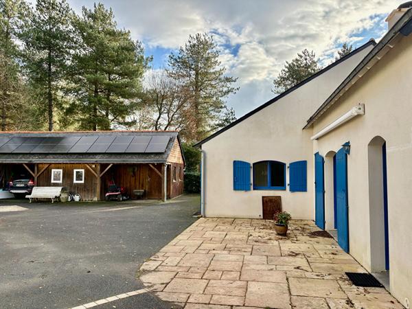 Maison familiale avec Atelier à PLOEREN