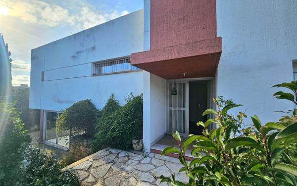 Maison à vendre    5 pièces • 130 m2 Salon-de-Provence