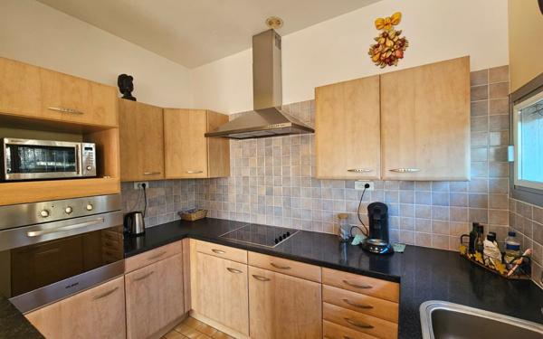 Maison à vendre    5 pièces • 130 m2 Salon-de-Provence