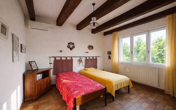 Maison à vendre    5 pièces • 130 m2 Salon-de-Provence