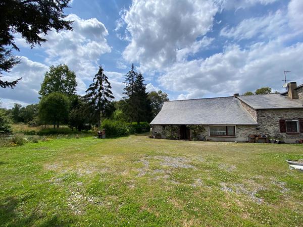Maison 6 pièces – 211 m² environ à Pont-Péan (ref : 72800)