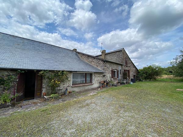 Maison 6 pièces – 211 m² environ à Pont-Péan (ref : 72800)