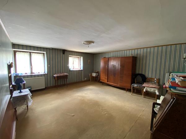 Maison 6 pièces – 211 m² environ à Pont-Péan (ref : 72800)
