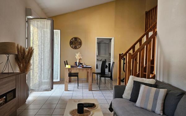 Appartement à vendre    3 pièces • 76 m2 Marguerittes