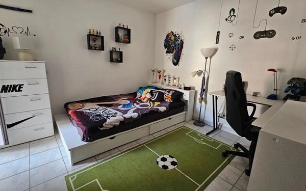 Appartement à vendre    3 pièces • 76 m2 Marguerittes