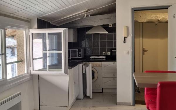 Appartement à louer    2 pièces •  Beaumont-de-Lomagne