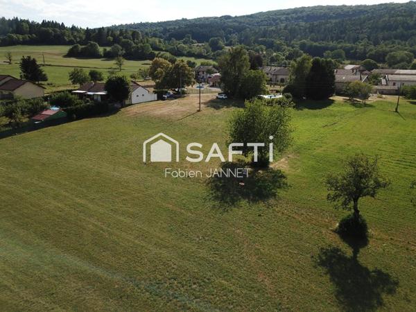 Terrain avec vue exceptionnelle sur la montagne