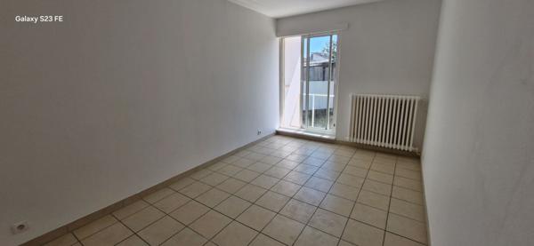 A LOUER - PORTET SUR GARONNE - Maison T4 Plain Pied  avec jardin et GARAGE - G1318-JG