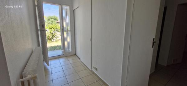 A LOUER - PORTET SUR GARONNE - Maison T4 Plain Pied  avec jardin et GARAGE - G1318-JG